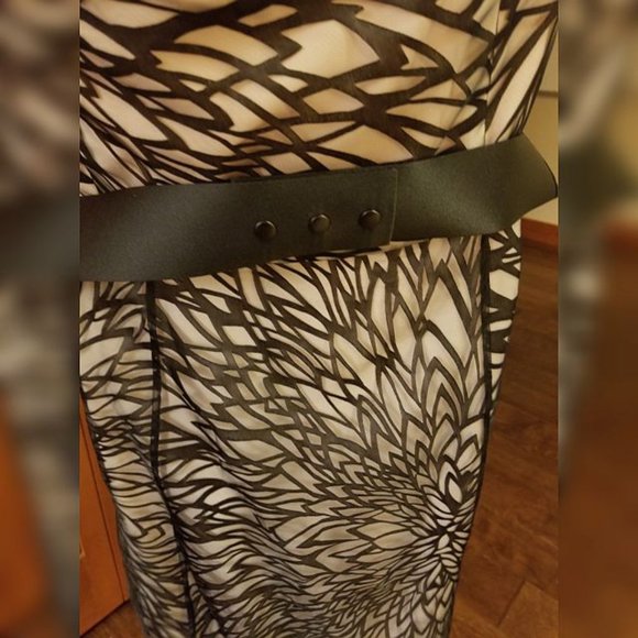 WHBM Black & Pink Strapless Dress - NWT - Picture 4 of 8